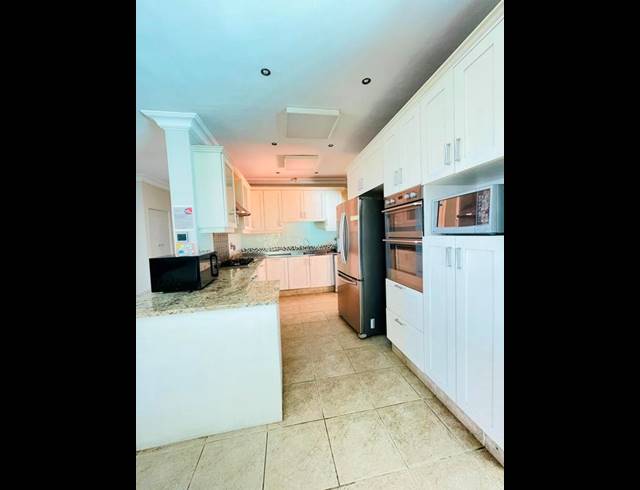 5 BEDROOM HOUSE FOR SALE IN UMBILO